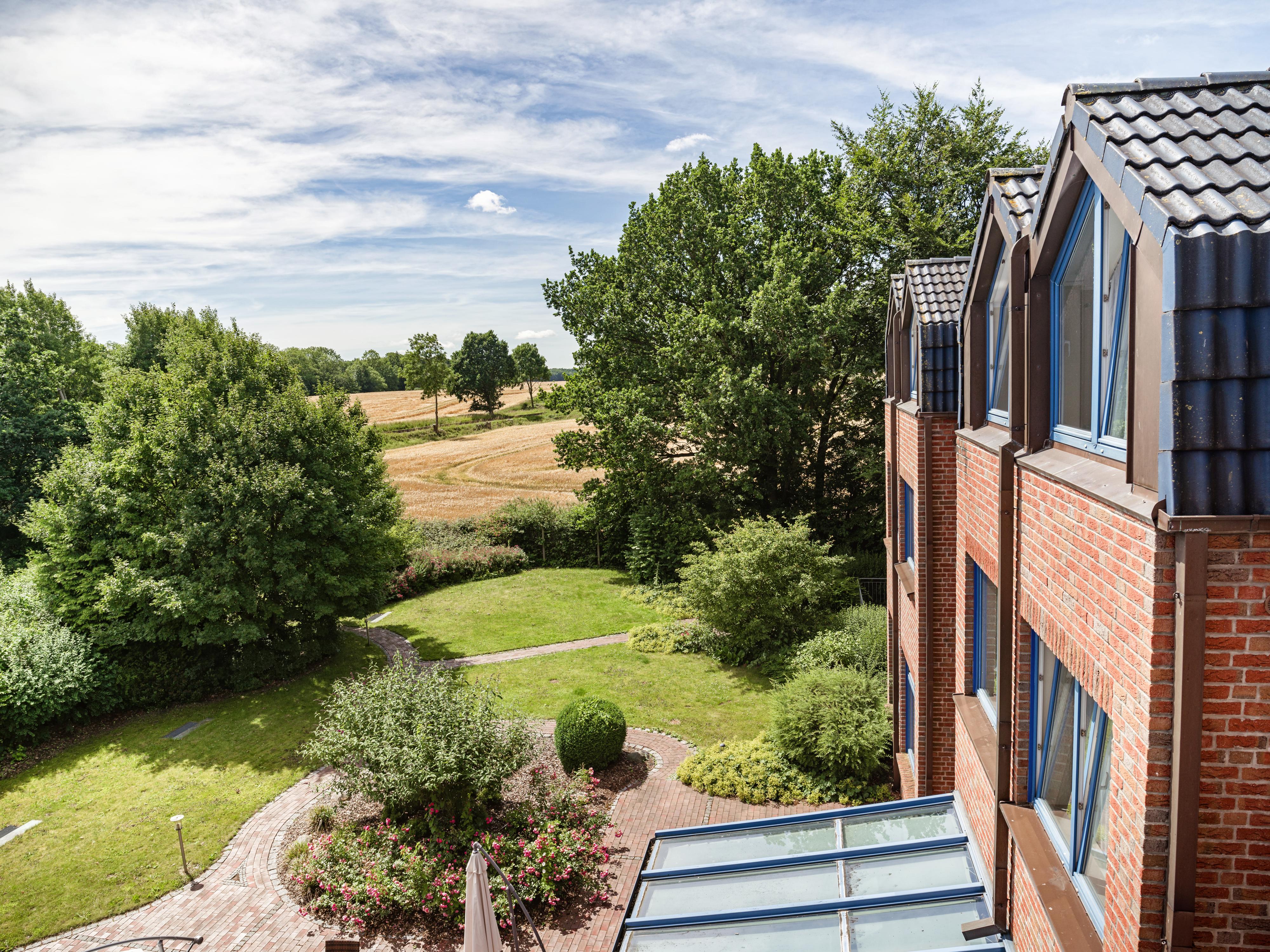 Hotel Daenischer Hof Altenholz By Tulip Inn Esterno foto